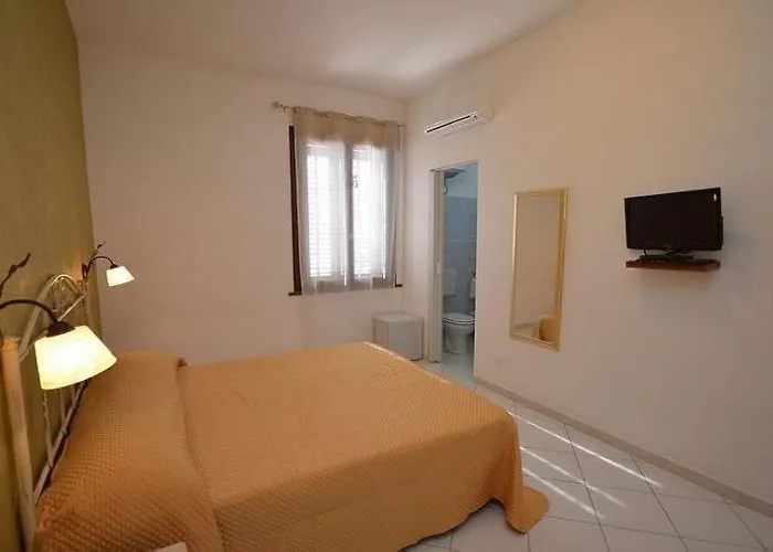 Verso Il Faro Bed & Breakfast