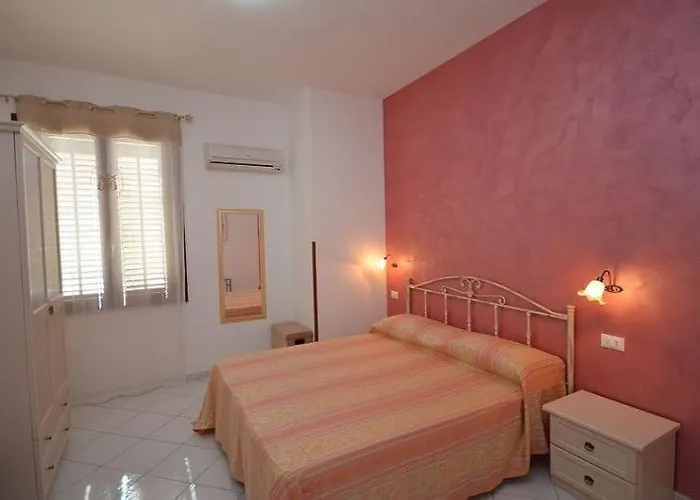 Verso Il Faro Bed & Breakfast 3*