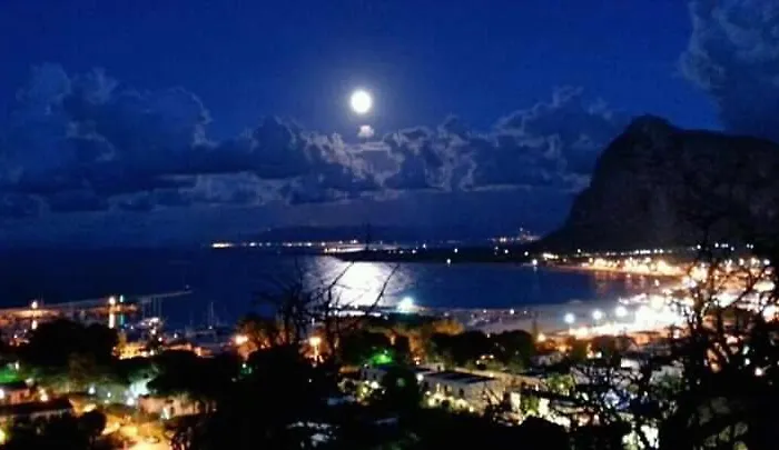 Bed & Breakfast Verso Il Faro 3*